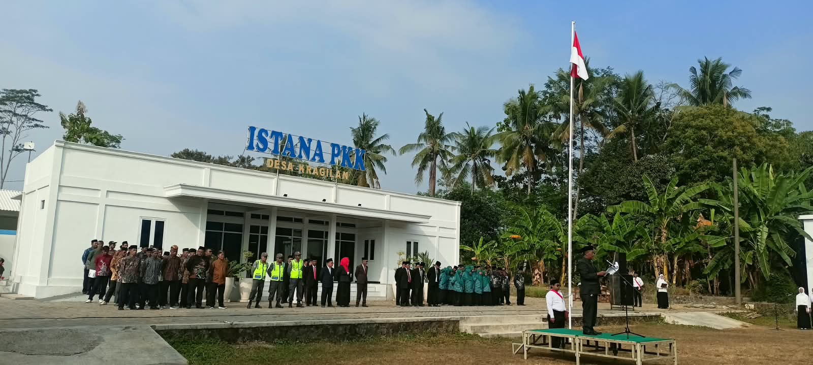 Banner UPACARA HUT KEMERDEKAAN RI KE 81 DESA KRAGILAN KECAMATAN MOJOSONGO KABUPATEN BOYOLALI